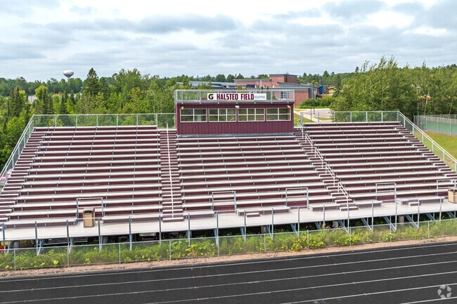 Two Harbors Secondary features a stadium.