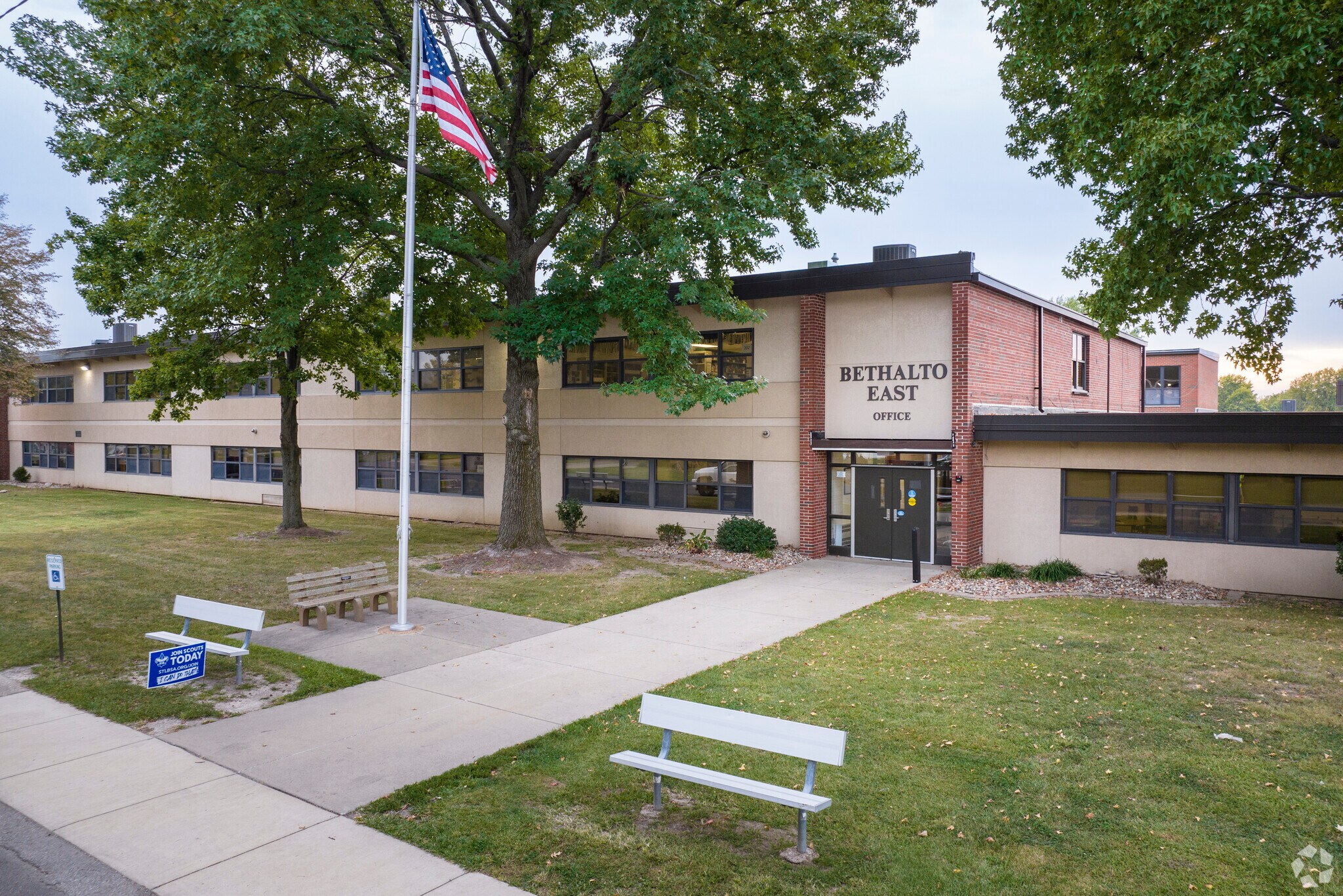 125 S Kingdom St, Bethalto, IL 62010 MLS MAR24018611