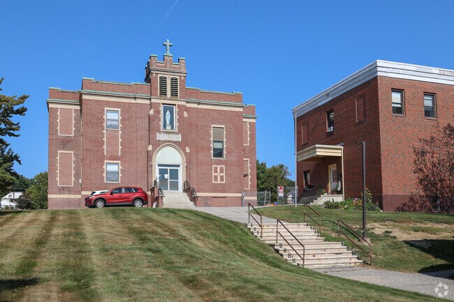 St Dominic Academy-Lewiston Campus is a private school located in Lewiston, ME.
