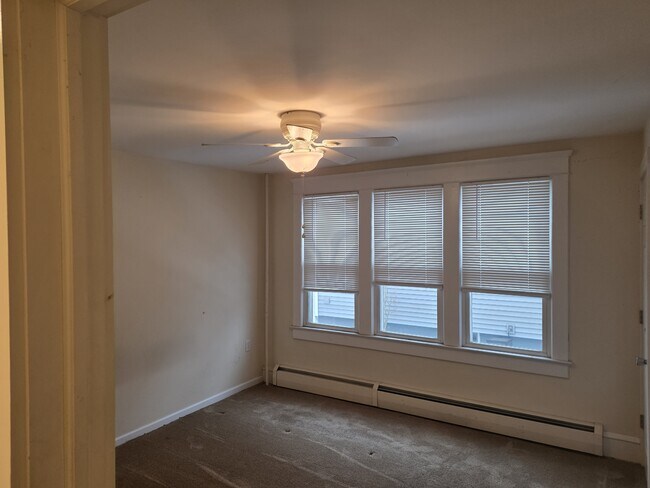 127 Fort St unit 1, Kingston, PA 18704 - photo 5