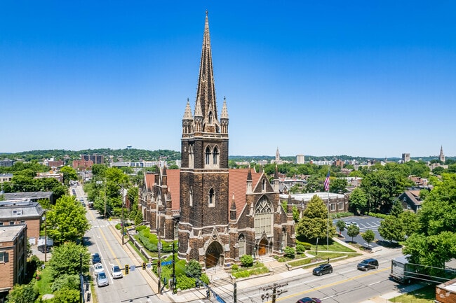Kentucky Avenue School is next to the Third Presbyterian Church.