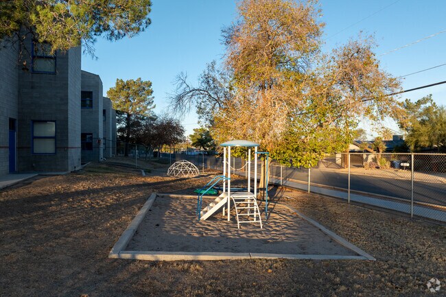 Helen Keeling Elementary School has a variety of play equipment.