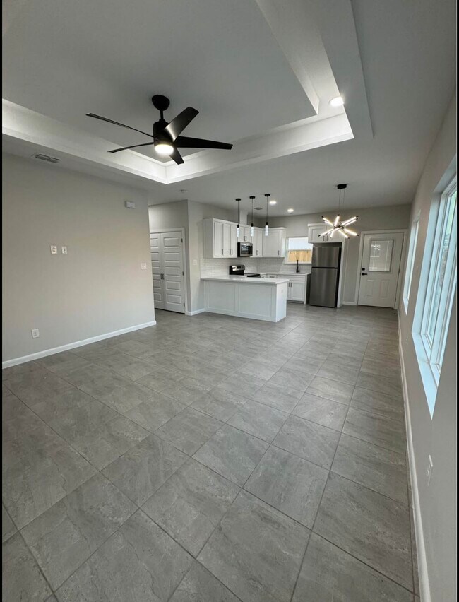 3524 S Dominique Dr unit 3, Pharr, TX 78577 - photo 3