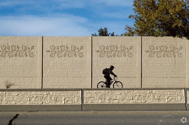 The Bayfront Connector has bike paths for the convenience of cyclists.