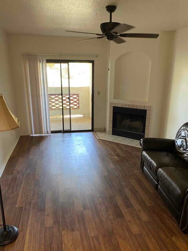 8455 W Sahara Ave Unit 222, Las Vegas, NV 89117