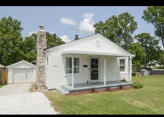 917 W Della St, Springfield, MO 65803