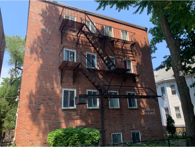 200 Kelton St unit A32, Allston, MA 02134 - photo 3