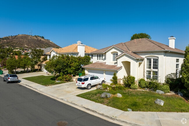 There are brand new built mediteranean style homes in The Colony Murrieta.