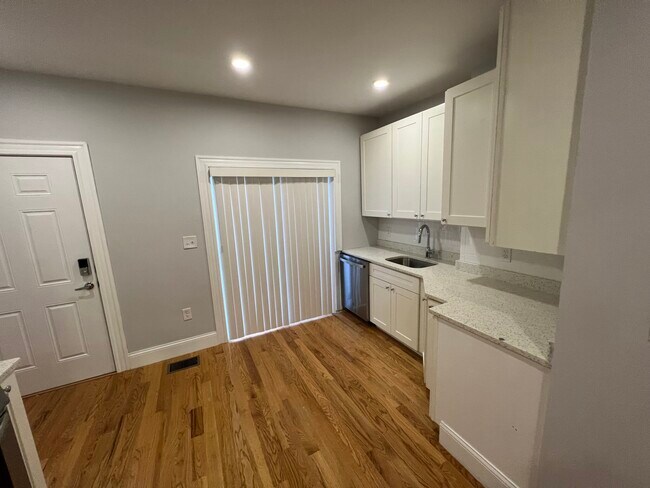 148 Oxford St unit 374-2, Somerville, MA 02143 - photo 6