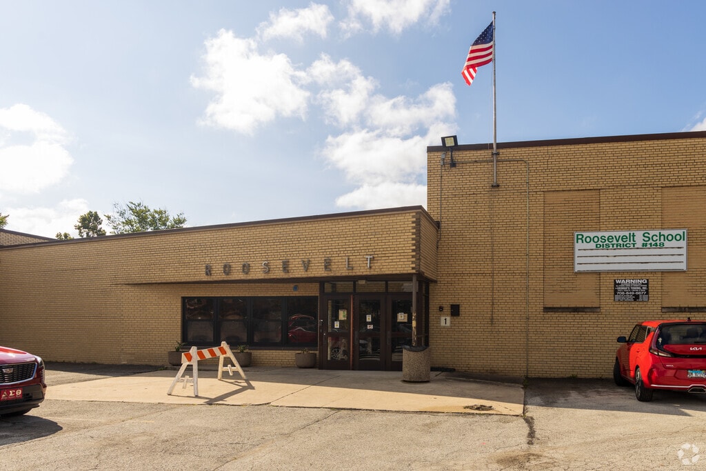 Roosevelt Junior High School, Dolton IL Rankings & Reviews