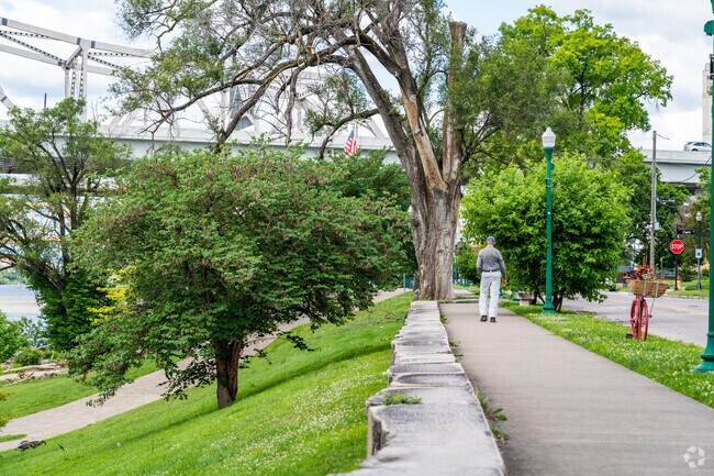 Van Dyke Park is a great place to take a walk and enjoy the riverside.