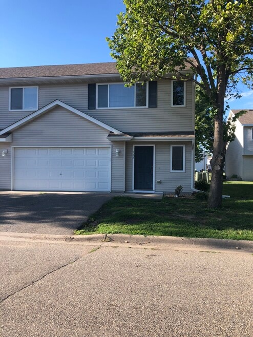 525 Tanager Path, Mankato, MN 56001 - photo 1