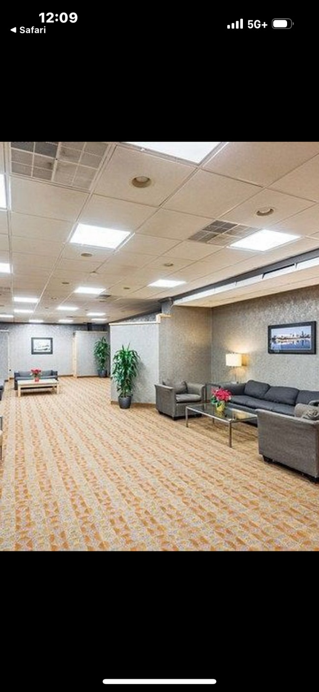 5100 N Marine Dr unit 24C, Chicago, IL 60640 - photo 3