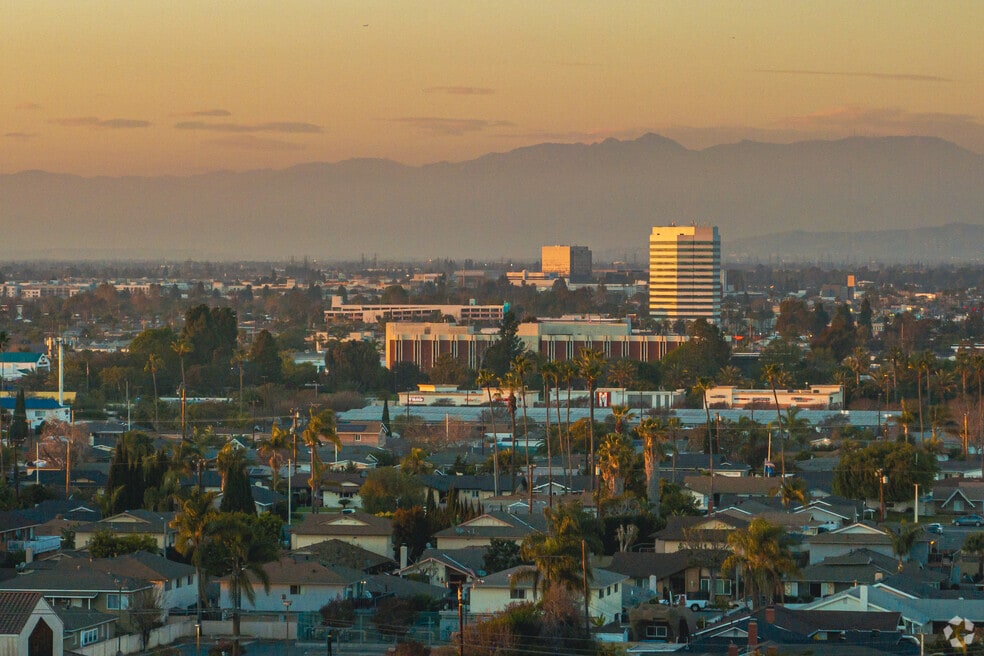 NH_Garfield_564096_P2_V1_MD_02112025