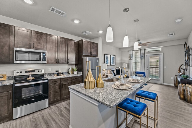 The Summit At Walnut Creek, Alvarado, TX 76009 - photo 2