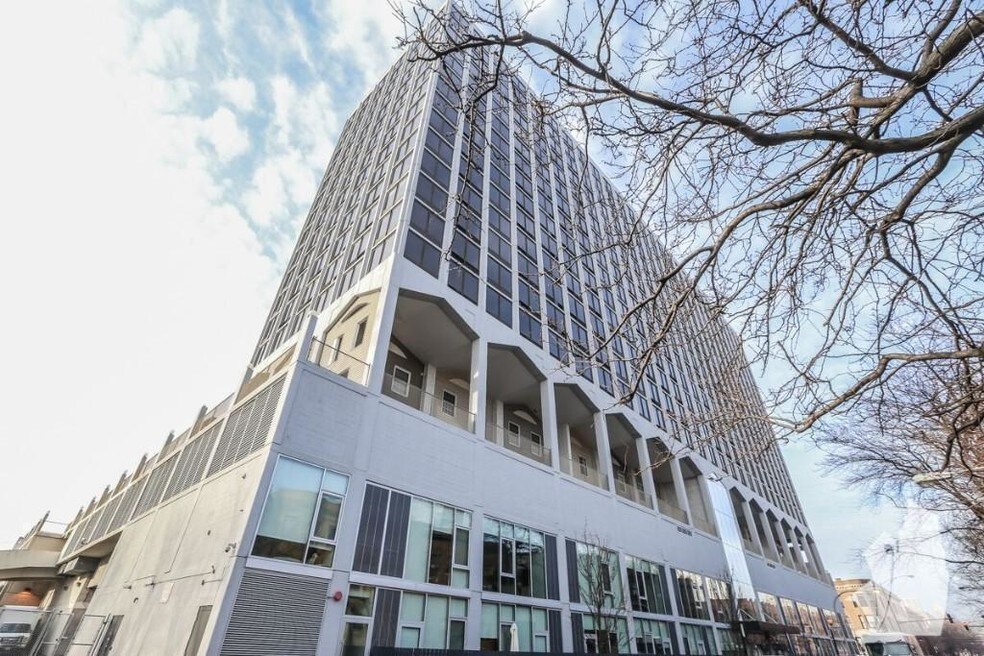 4334 N Hazel St unit 1113, Chicago, IL 60613 - photo 1