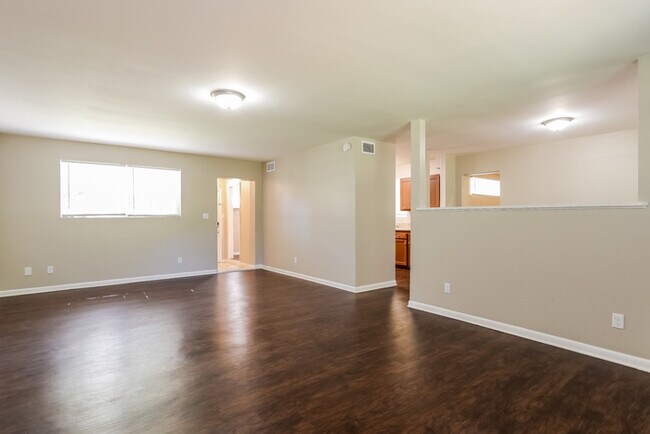 4022 Rodby Dr, Jacksonville, FL 32210 - photo 7