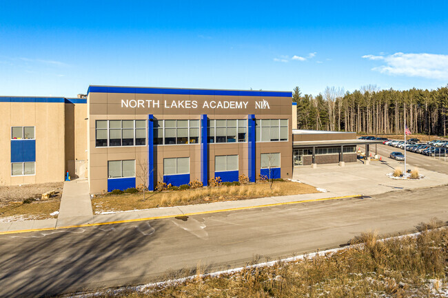 North Lakes Academy is one of the longest-running charter schools
in the nation.
