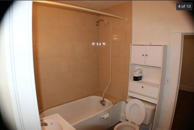 121 W 8th St unit Upstairs, Cheyenne, WY 82007 - photo 5