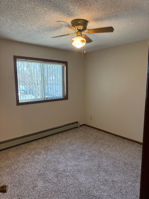 480 12th Ave SW unit 5, Le Mars, IA 51031 - photo 6