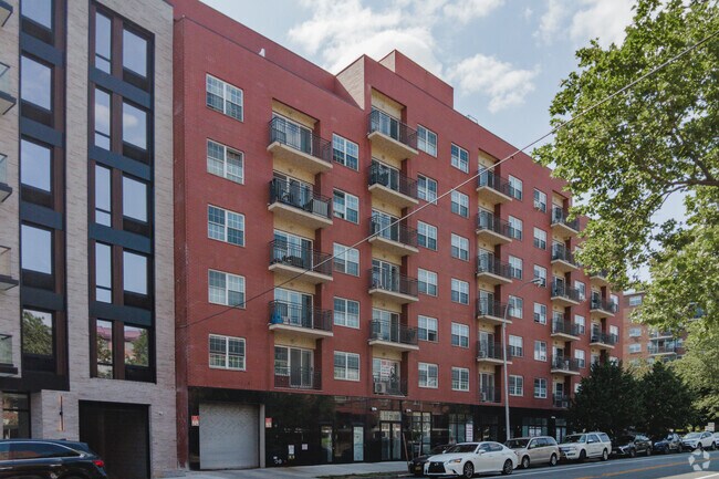 Condominiums are another reason why home buyers are attracted to Pomonok.