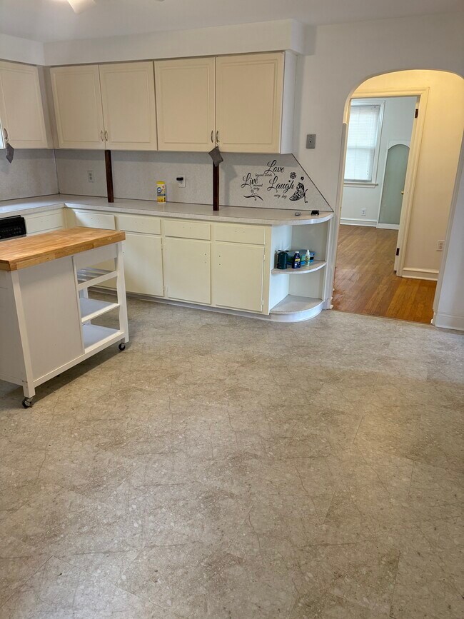 644 Rosenthal Ave, Gibbstown, NJ 08027 - photo 6