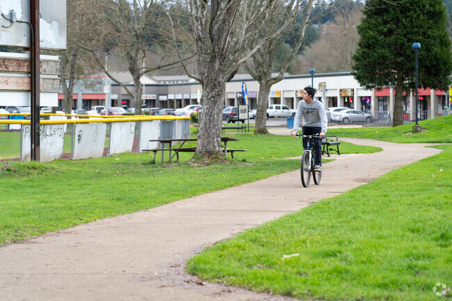 The Churchill Neighborhood in Eugene is a great spot to get around on a bike.