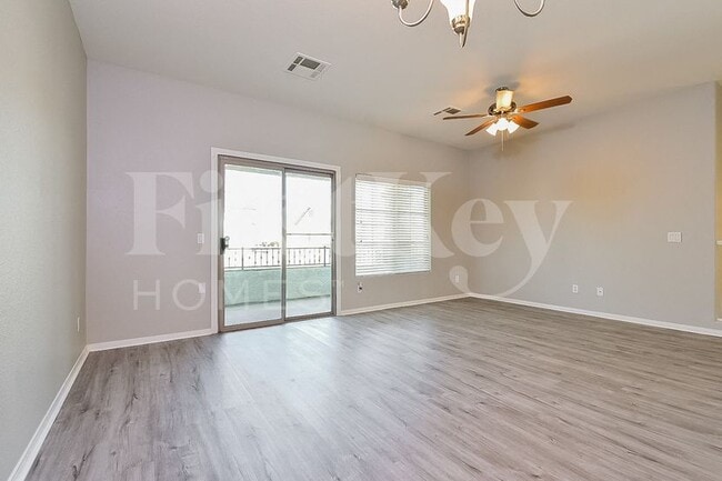 7848 Marbledoe St, Las Vegas, NV 89149 - photo 3