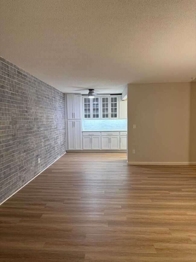 Living Room Looking Into The Kitchen