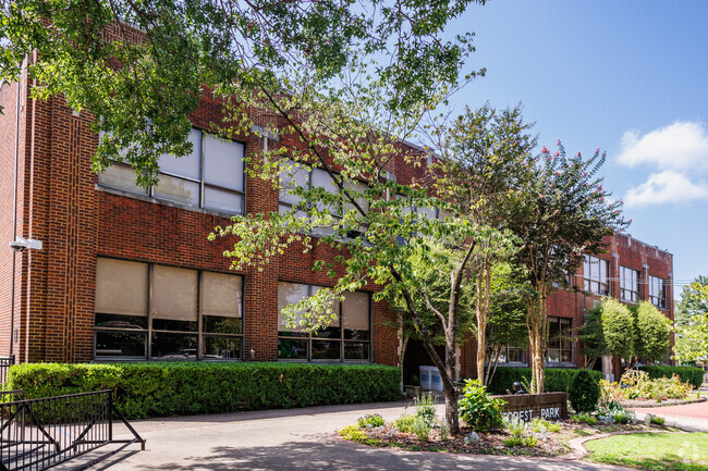 Forest Park Elementary School is part of the Little Rock public school system.