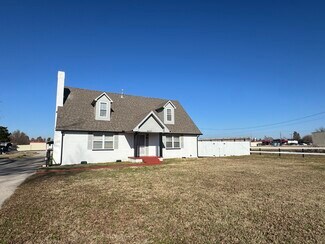 6007 NW 32nd St, Bethany, OK 73008