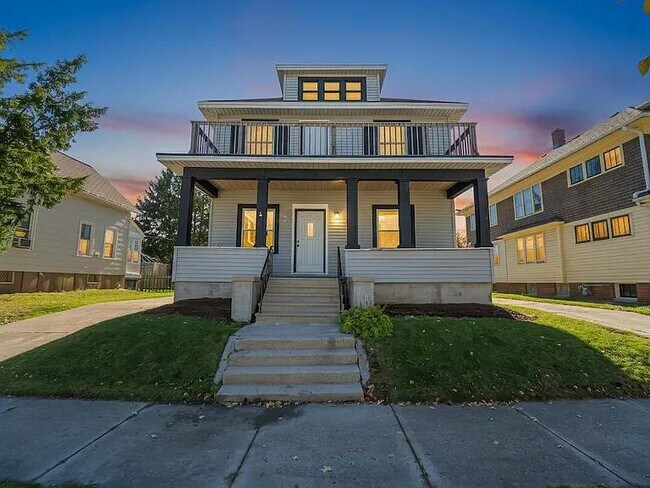 1227 Bluff Ave unit 1227 Bluff Avenue, Sheboygan, WI 53081 - photo 3