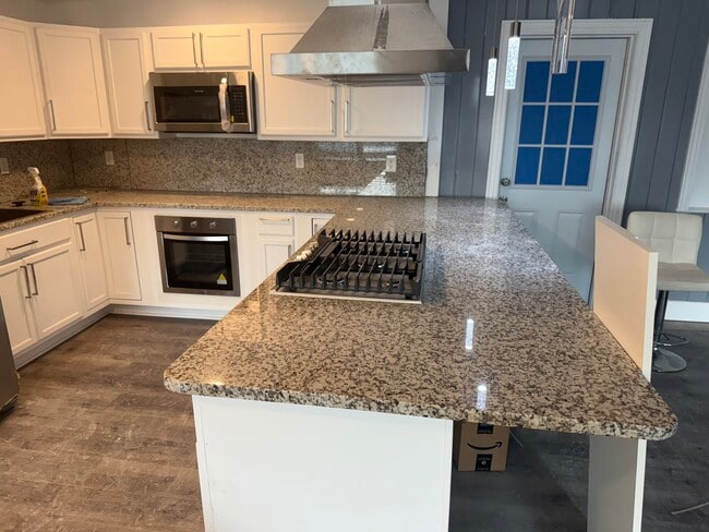 961 Eastside Dr SE, Marietta, GA 30060 - photo 6