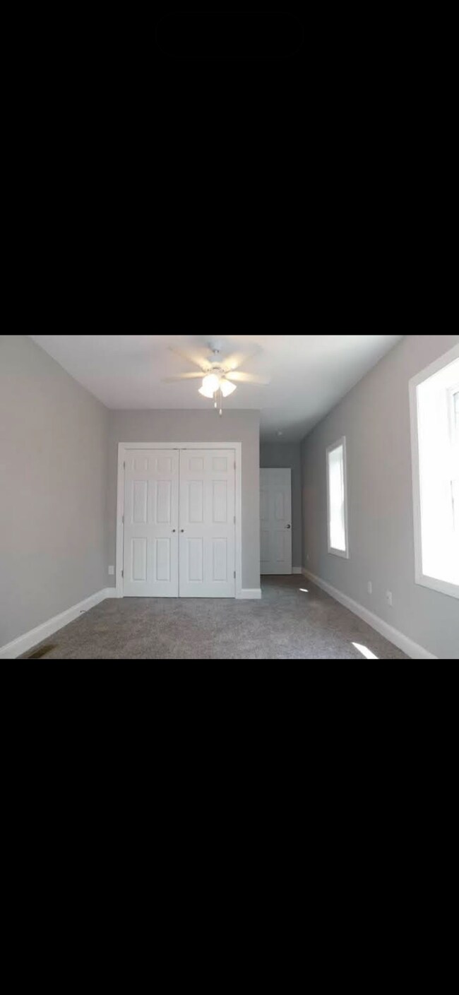 812 W 9th St, Wilmington, DE 19801