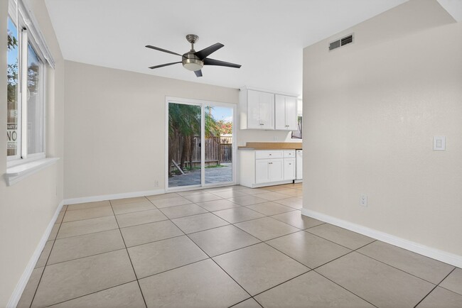 2884 La Salle Ave unit 1, Costa Mesa, CA 92626 - photo 7