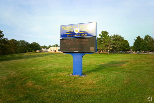 Thomas High School's student population of 1,234 students has declined by 6 percent over five school years.