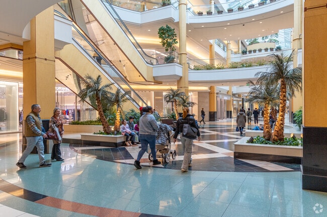 Troy residents love the convenience of Macys at Somerset Collection.