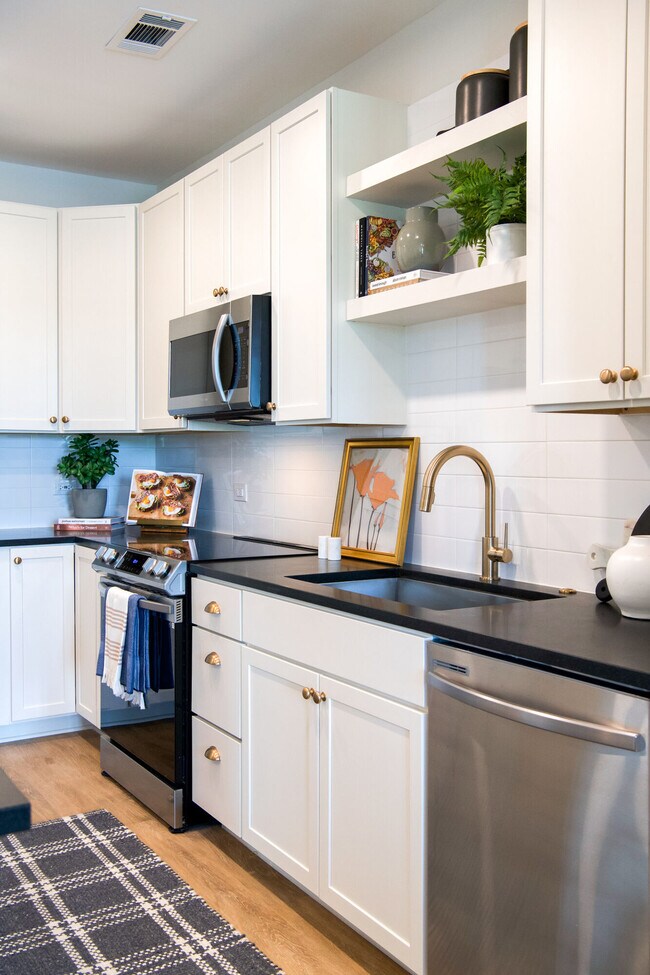 NOVEL University Place by Crescent Communities, Charlotte, NC 28262 - photo 2