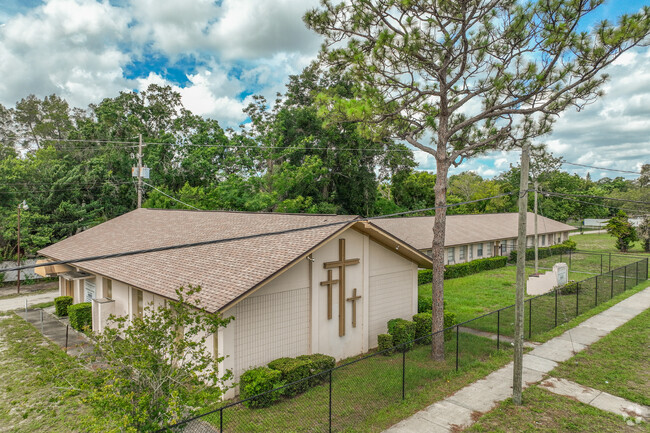Holy Temple Christian Academy II is a Christian school.