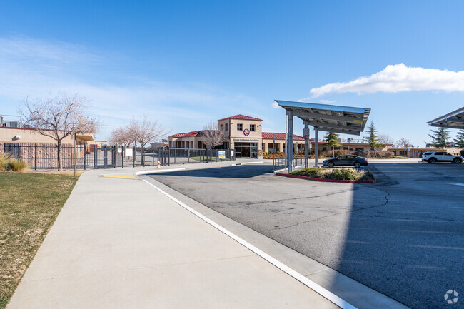 At Gregg Anderson Academy, 65% of students scored at or above the proficient level for math.