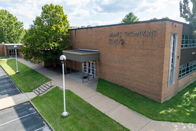 The student population of Thompkins Middle School is 616 and the school serves 6-8.