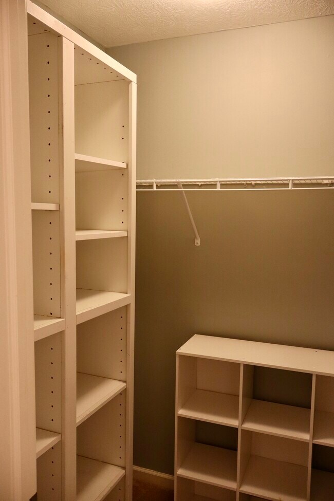 MASTER CLOSET