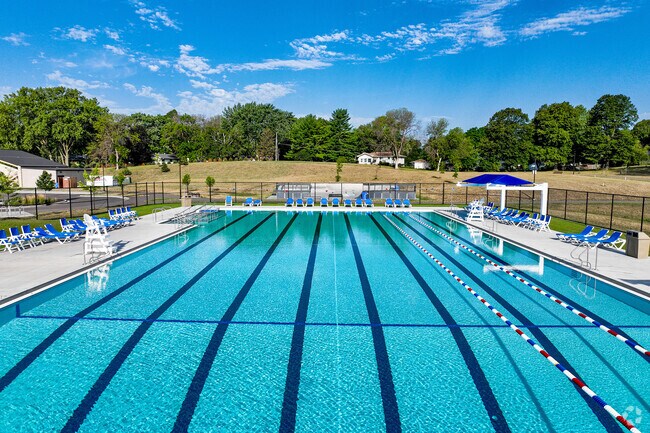 Residents of Terra Linda can head to the New Hope Aquatic Park and swim a few laps on warm summer days.