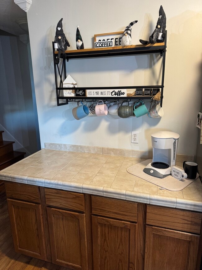 1812 Lakeview Dr, Newark, OH 43055 - photo 6