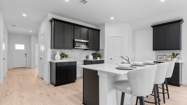 31110 Brighton Mill Ct, Fulshear, TX 77441 - photo 6