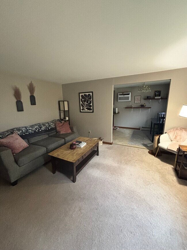 169 Jefferson Ave unit 2, North Tonawanda, NY 14120 - photo 4