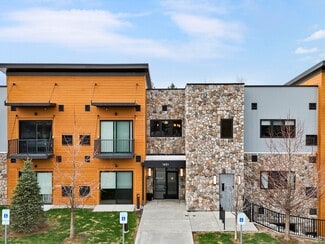 1401 S Rochester Rd, Rochester Hills, MI 48307