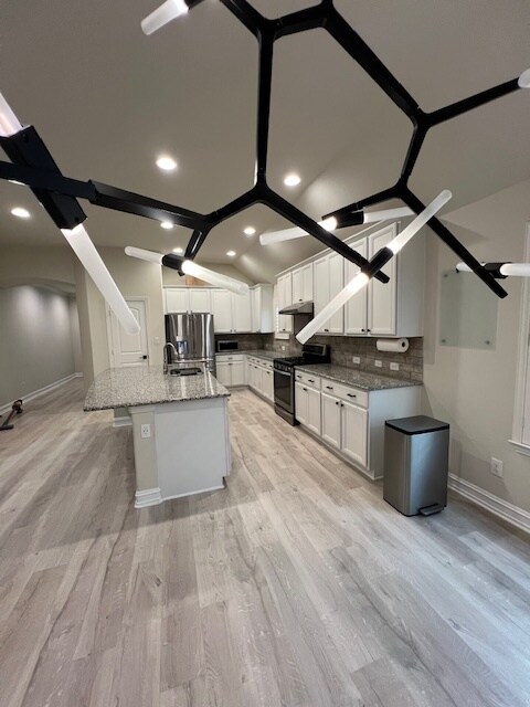 6615 Rutledge Rd, Garland, TX 75044 - photo 4