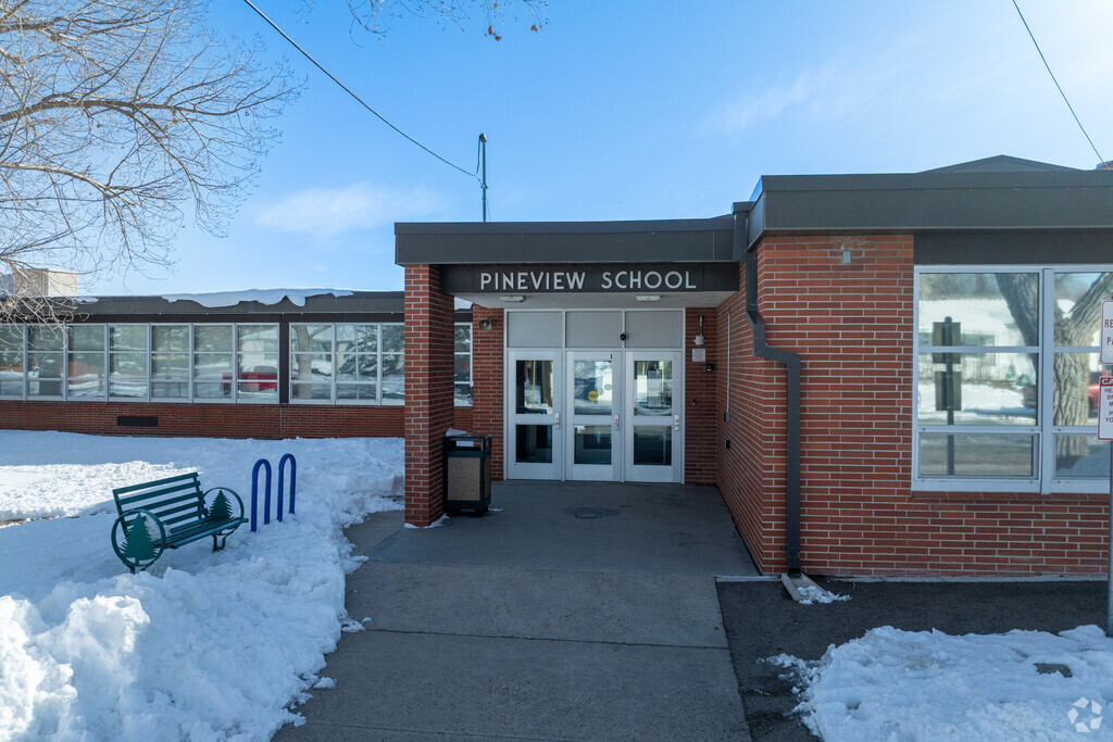 Pineview School