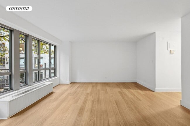 501 E 87th St, New York, NY 10128 - photo 2